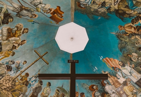 photo-1549848314-6feb163cb2d4