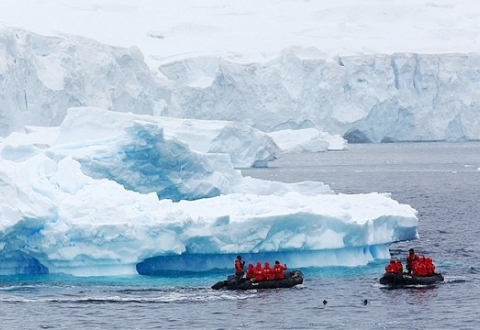 Christmas in Antarctica4