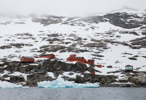 0759513b988329666677cc844a3ead97