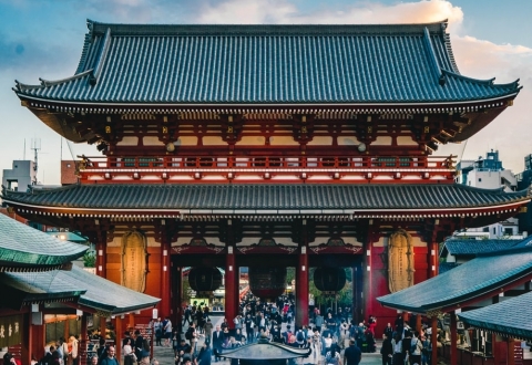 photo-1547251808-66d1db460ce0