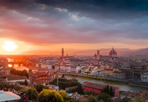 FLORENCE_heidi-kaden-xWZa0GYCMbo-unsplash